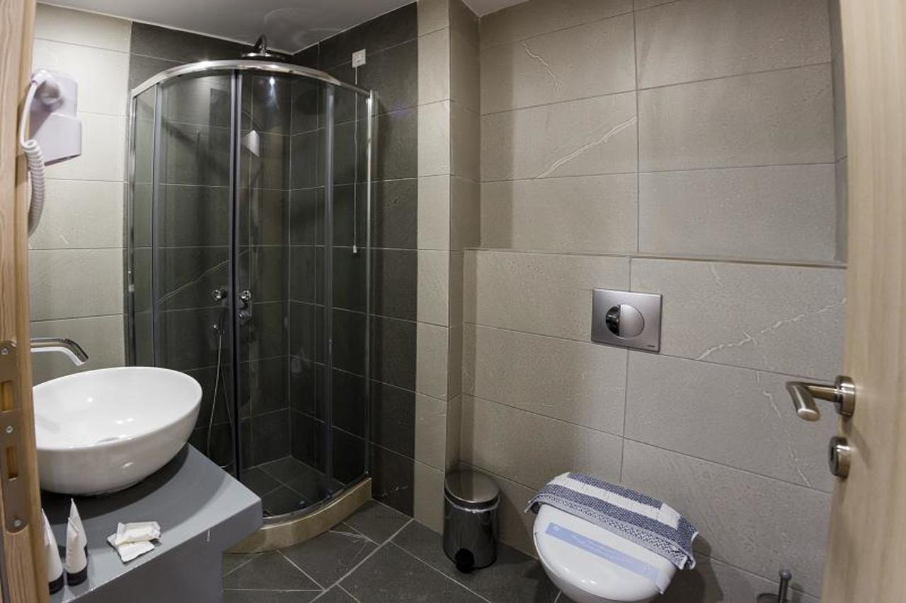 Porto Planos Beach Hotel Екстер'єр фото