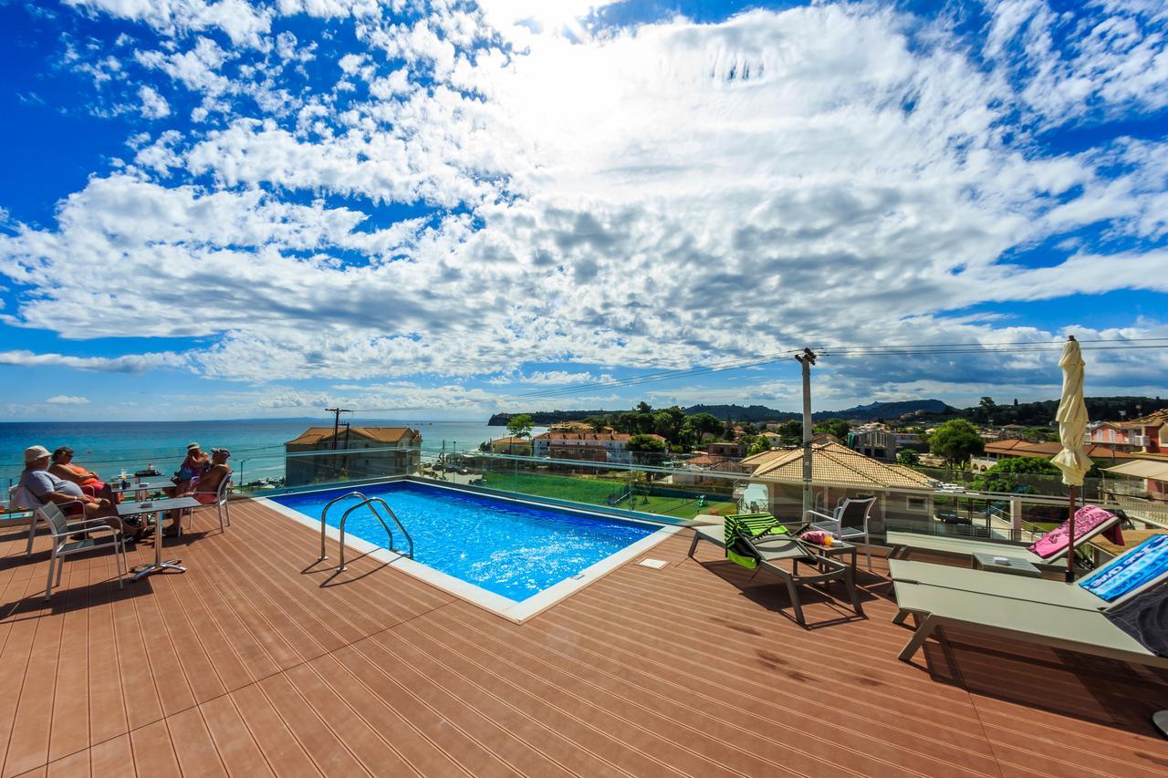 Porto Planos Beach Hotel Екстер'єр фото