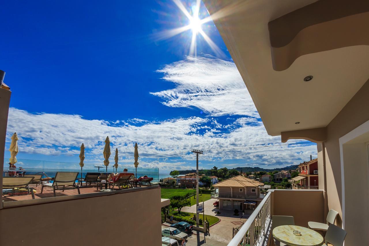 Porto Planos Beach Hotel Екстер'єр фото