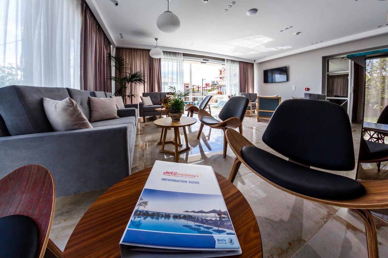 Porto Planos Beach Hotel Екстер'єр фото