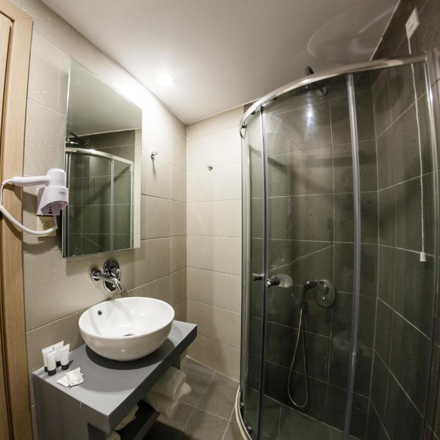 Porto Planos Beach Hotel Екстер'єр фото