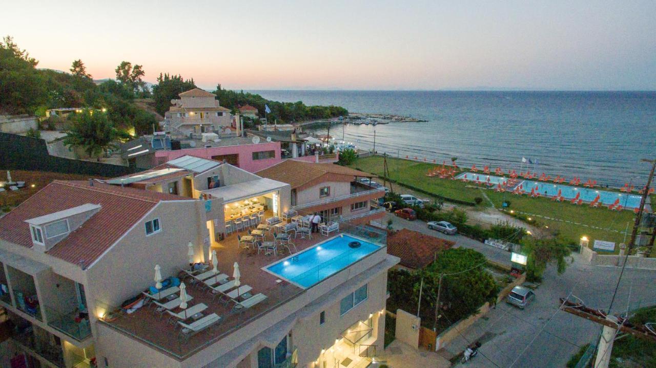 Porto Planos Beach Hotel Екстер'єр фото